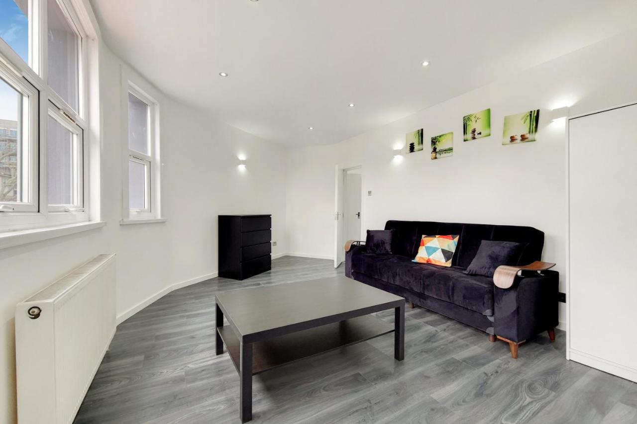 Lovely 4 Bed Apartment Perfect For Families! Λονδίνο Εξωτερικό φωτογραφία